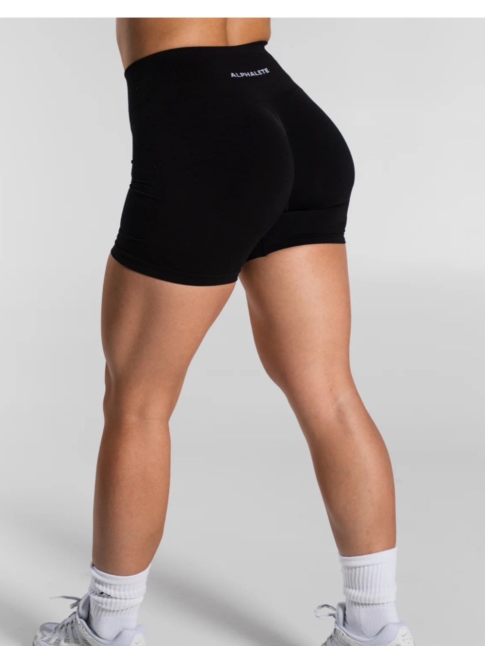 Alphalete woman’s PUMP HIGH RISE SHORT large